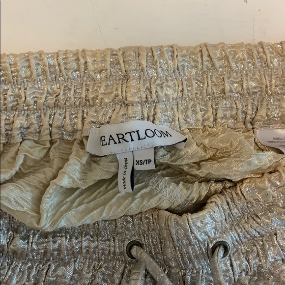 Silver baggy Heartloom shorts - Picture 4 of 5